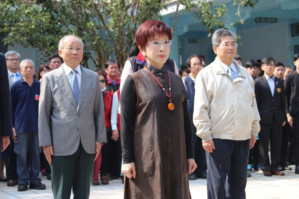 x~~DGr nLơtu