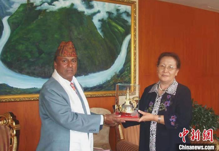 ťn2010eo()rwȕsޮ[˥ѓĤ͔Uܷ|eOJ <a target='_blank' href='http://big5.gwytb.gov.cn/gate/big5/www.chinanews.com/'><p  align=