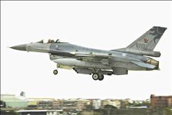 C F16