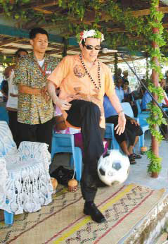 JYȪi