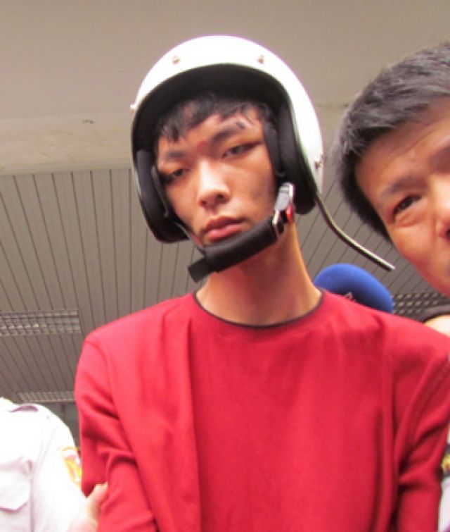 哥ڤѱO 񭿔2000