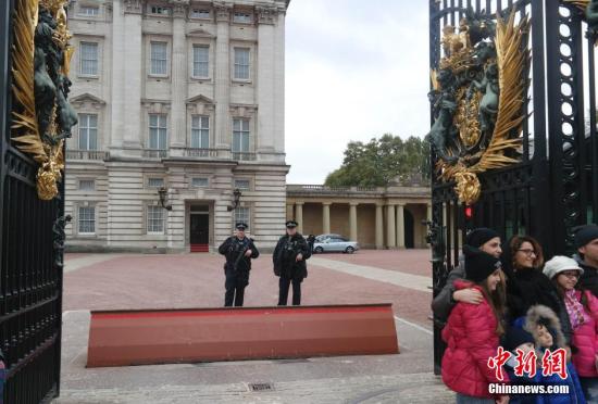ťʐYäZcc <a target='_blank' href='http://big5.gwytb.gov.cn/gate/big5/www.chinanews.com/'><p  align=