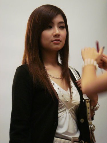 selinaYJ24䓲}饬|Òf