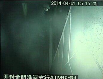 河南的哥找工作被利用當間諜：搜集多份軍事機密