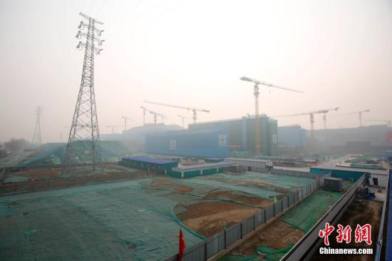 北京城市副中心建設工地一派繁忙。(資料圖)<a target='_blank' href='http://big5.gwytb.gov.cn/gate/big5/www.chinanews.com/' _fcksavedurl='http://big5.gwytb.gov.cn/gate/big5/www.chinanews.com/'></table><p  align=