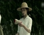 “靜秋”變“太妹”？周冬雨耍酷架勢足