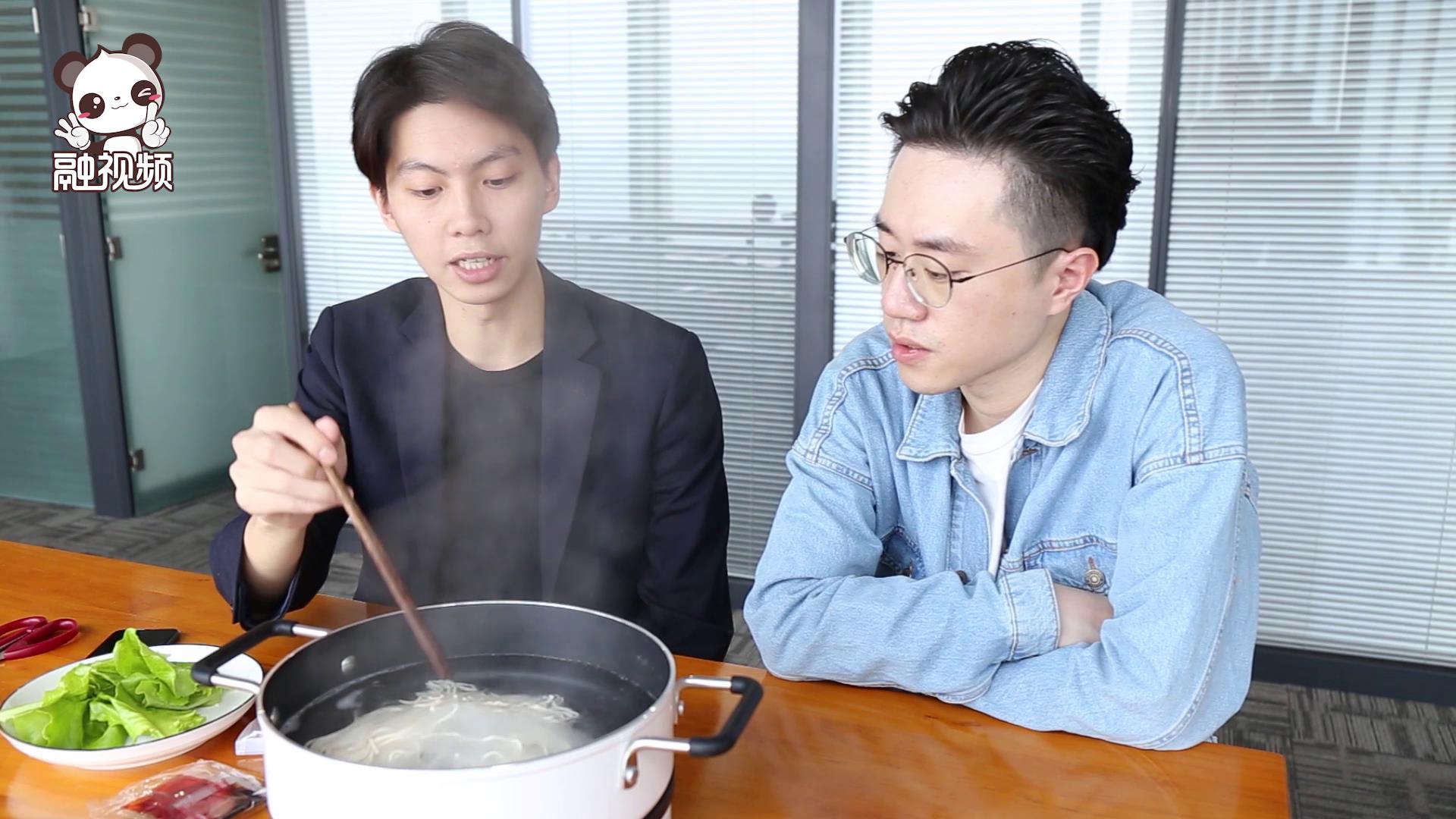 帥氣小哥哥在線煮面廈門臺青講述創業故事圖片