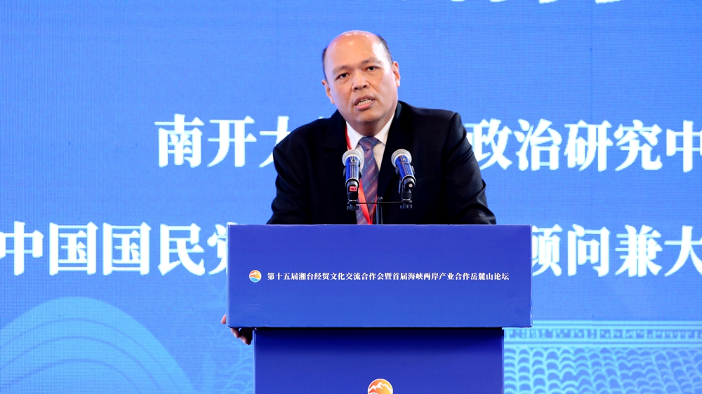 PC黃清賢_副本.jpg